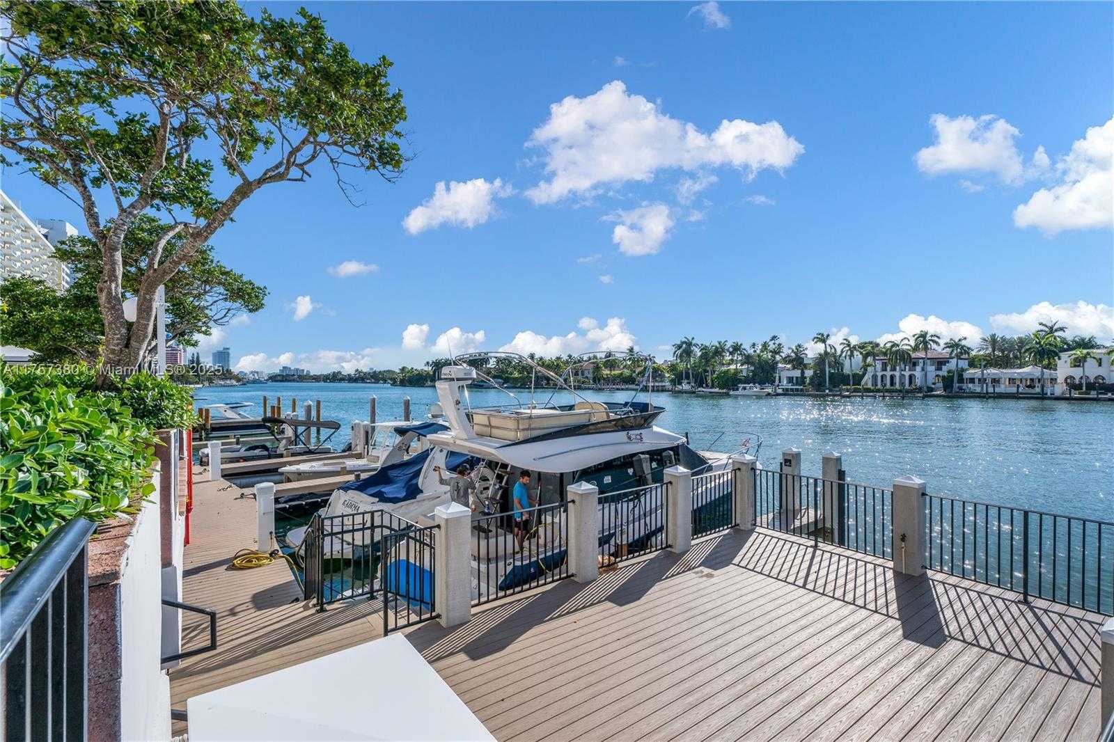 Small Image of 5660 COLLINS AVE #7D, Miami Beach Number 29
