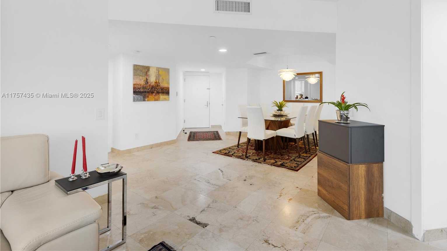 Small Image of 21055 YACHT CLUB DR #902, Aventura Number 5