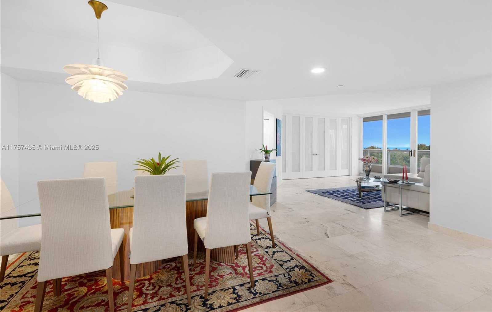 Small Image of 21055 YACHT CLUB DR #902, Aventura Number 7