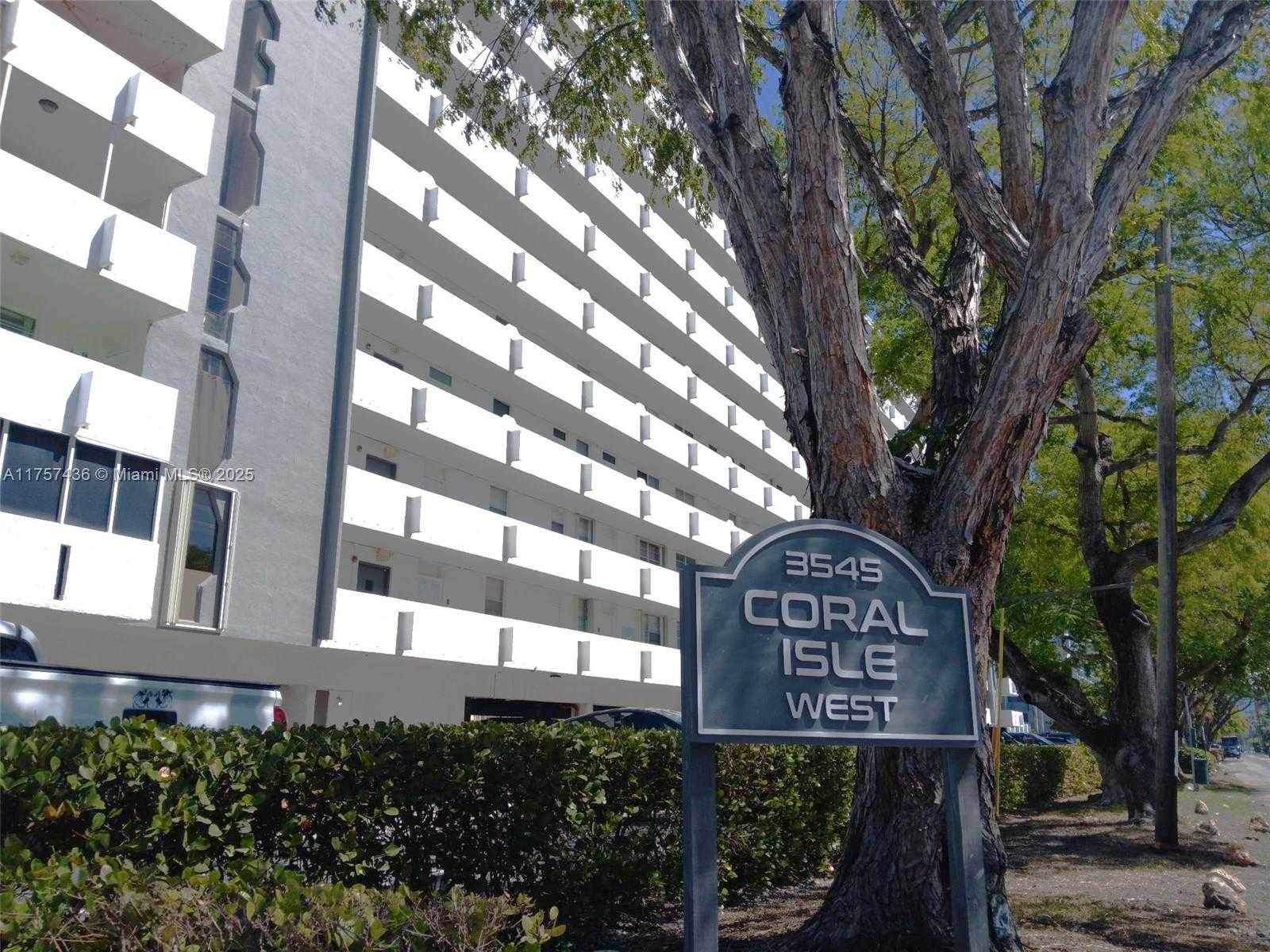 Small Image of 3545 NORTH EAST 166TH ST #304, North Miami Beach Number 18