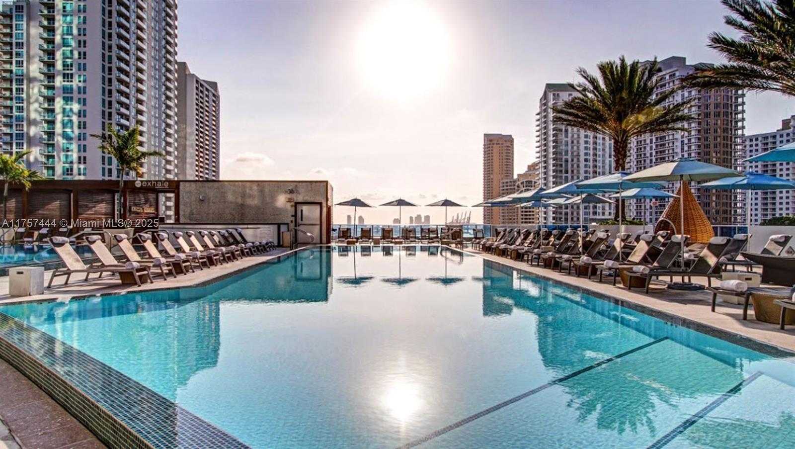 Small Image of 200 BISCAYNE BOULEVARD WAY #4702, Miami Number 13