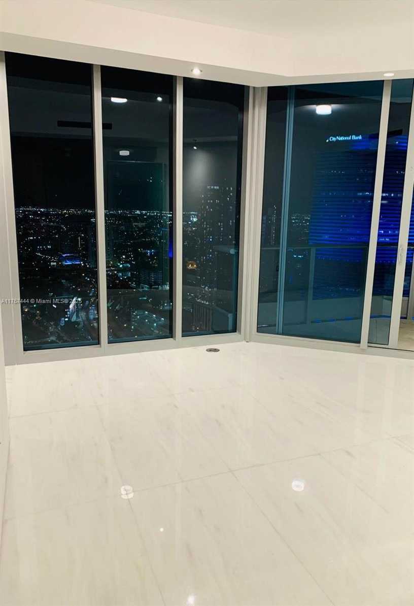 Small Image of 200 BISCAYNE BOULEVARD WAY #4702, Miami Number 4