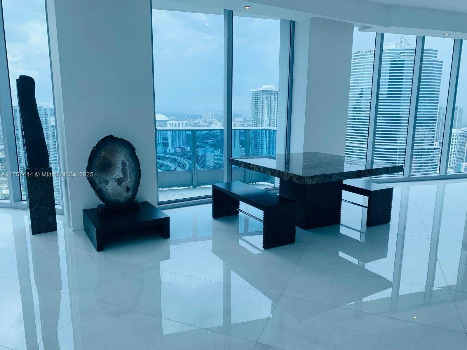 Small Image of 200 BISCAYNE BOULEVARD WAY #4702, Miami Number 7