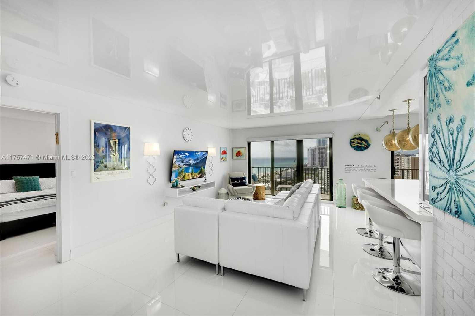 Small Image of 1201 SOUTH OCEAN DR #1904S, Hollywood Number 4