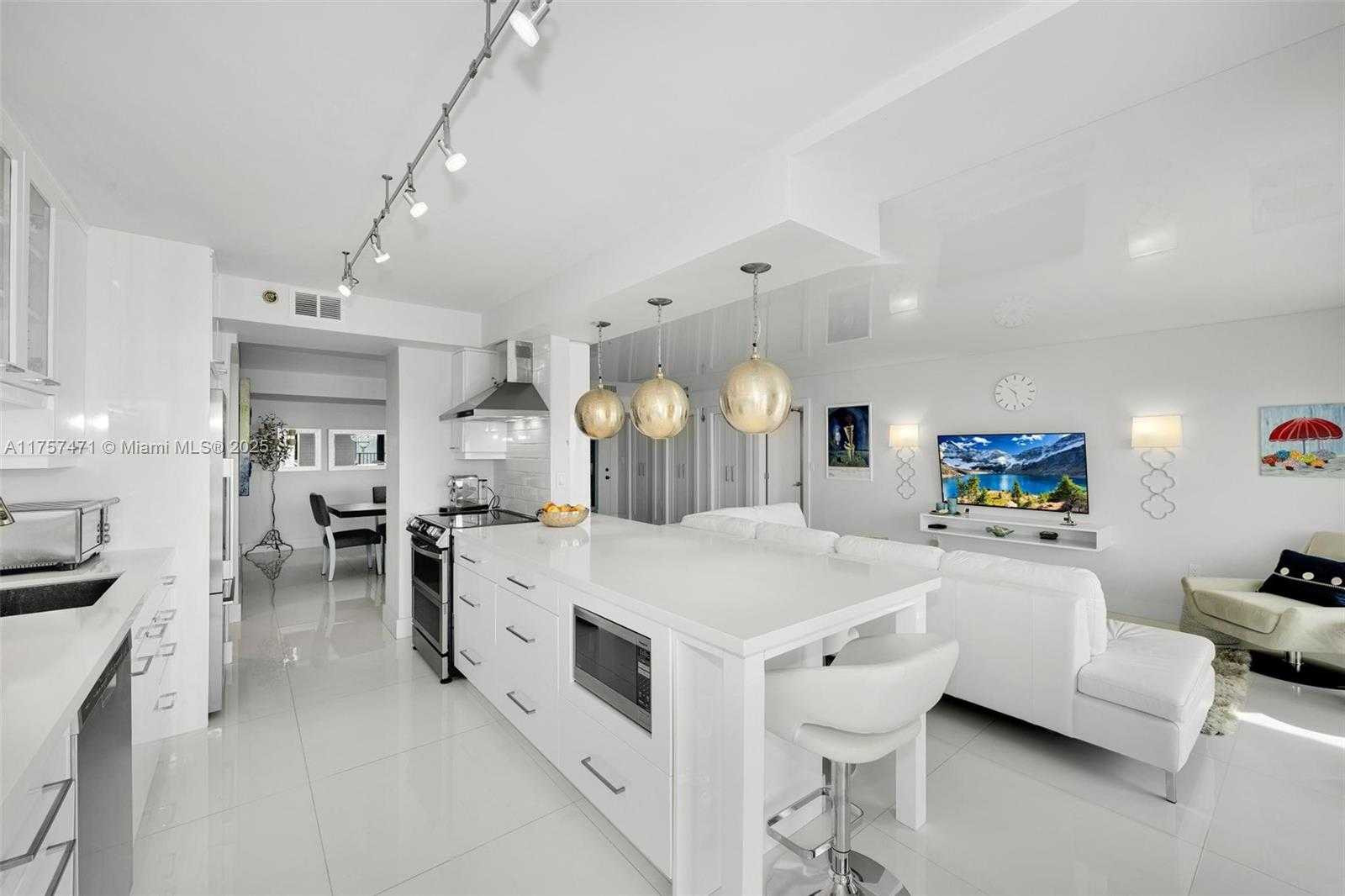Small Image of 1201 SOUTH OCEAN DR #1904S, Hollywood Number 6