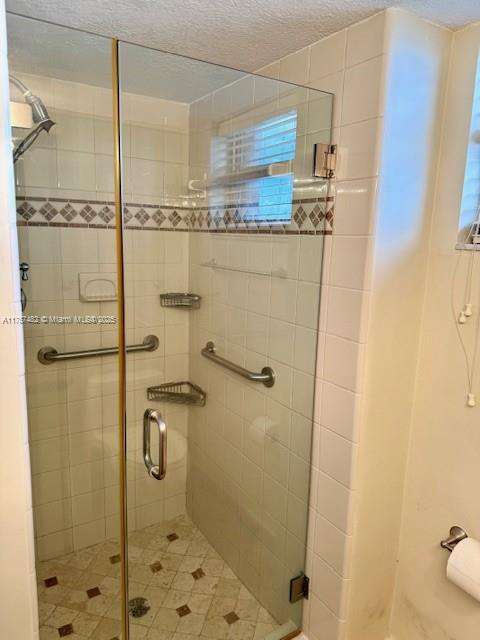 Small Image of 2625 COLLINS AVE #1507, Miami Beach Number 10