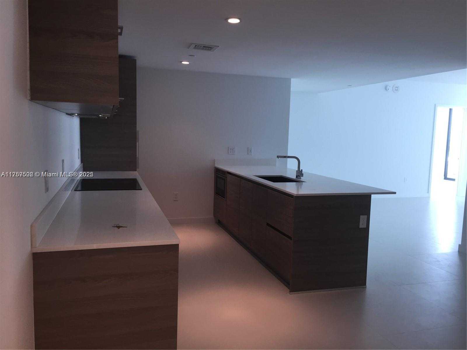 Small Image of 1300 SOUTH MIAMI AVE #1910, Miami Number 2