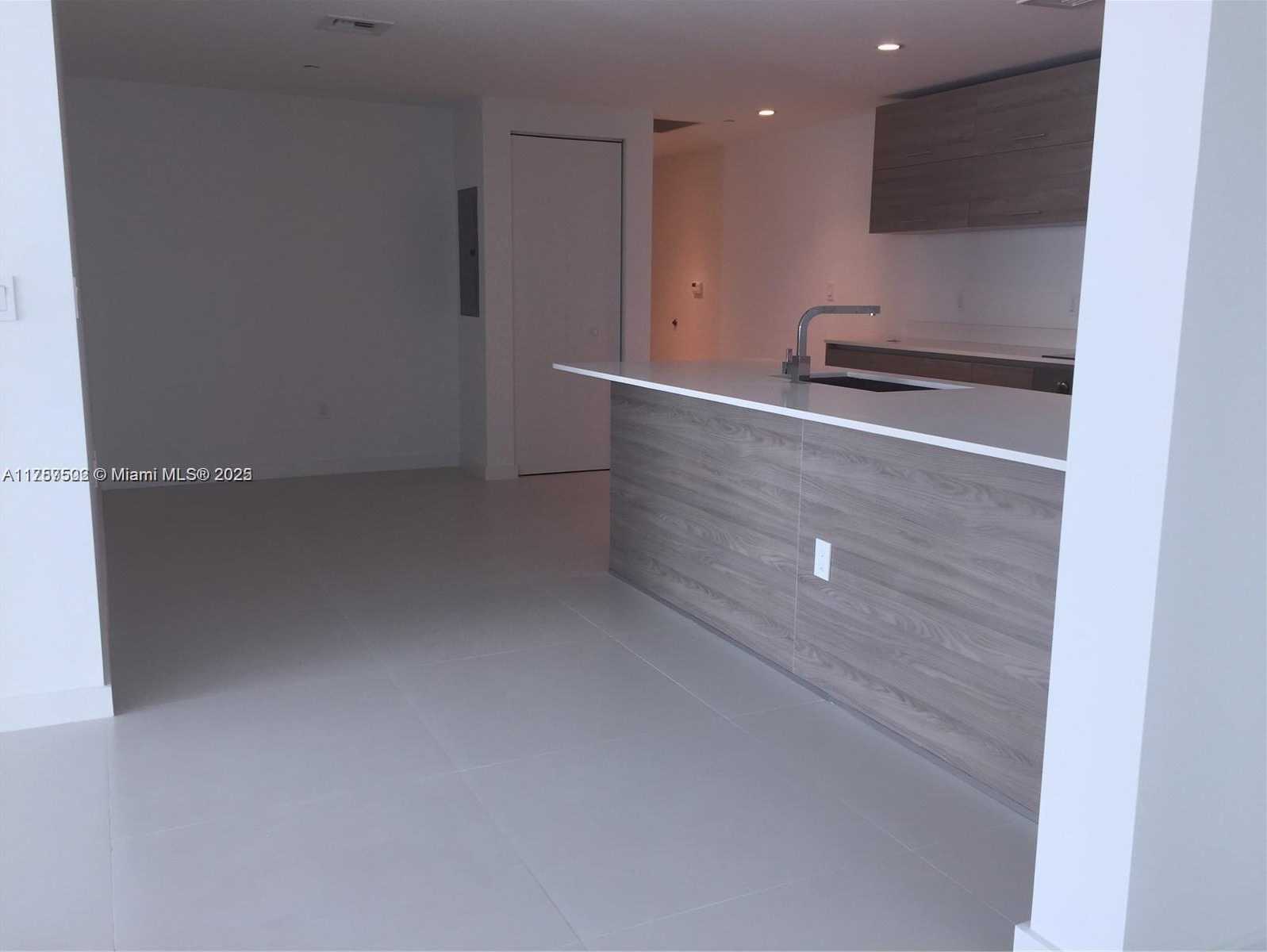 Small Image of 1300 SOUTH MIAMI AVE #1910, Miami Number 5