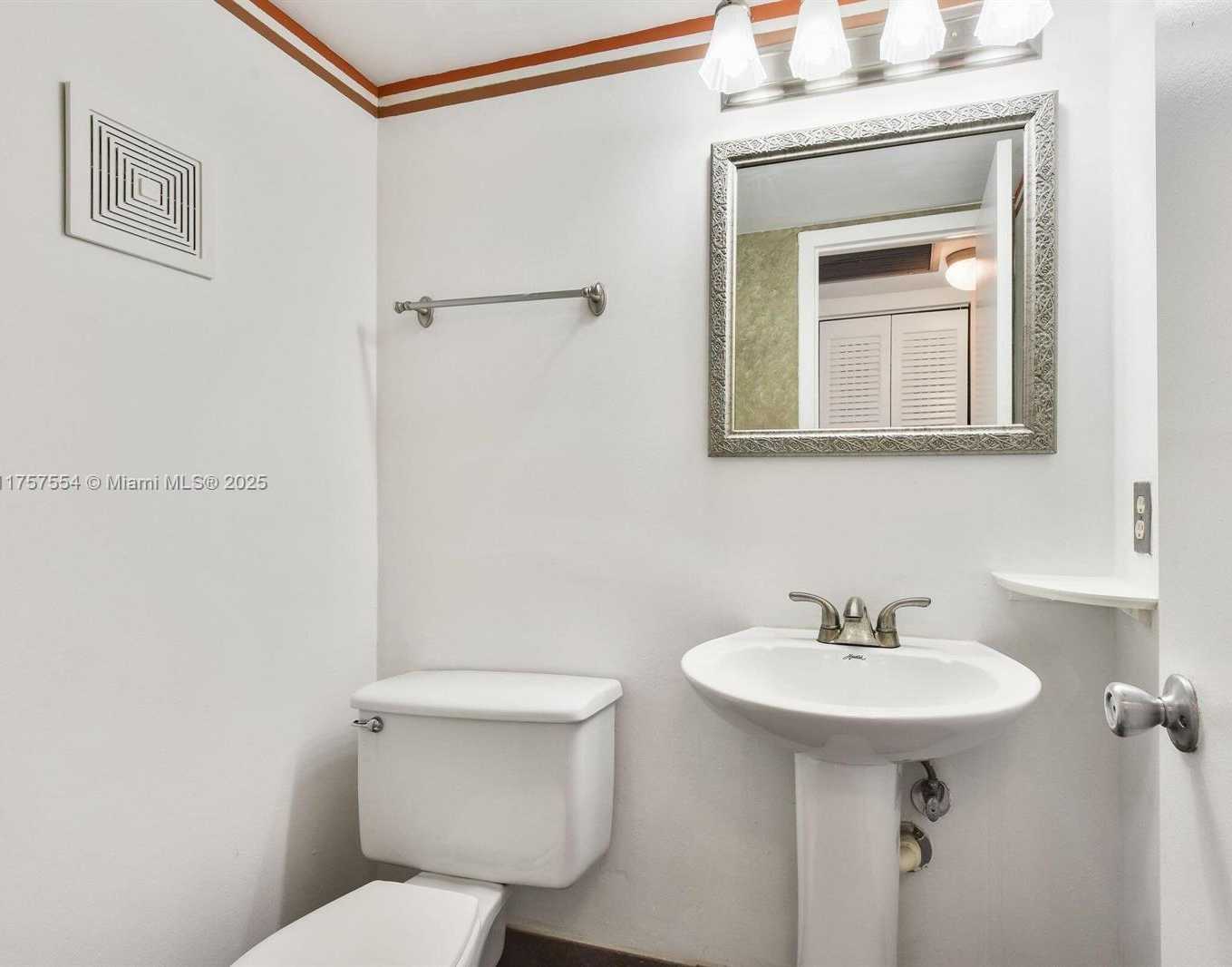 Small Image of 310 MANSFIELD H #310, Boca Raton Number 11