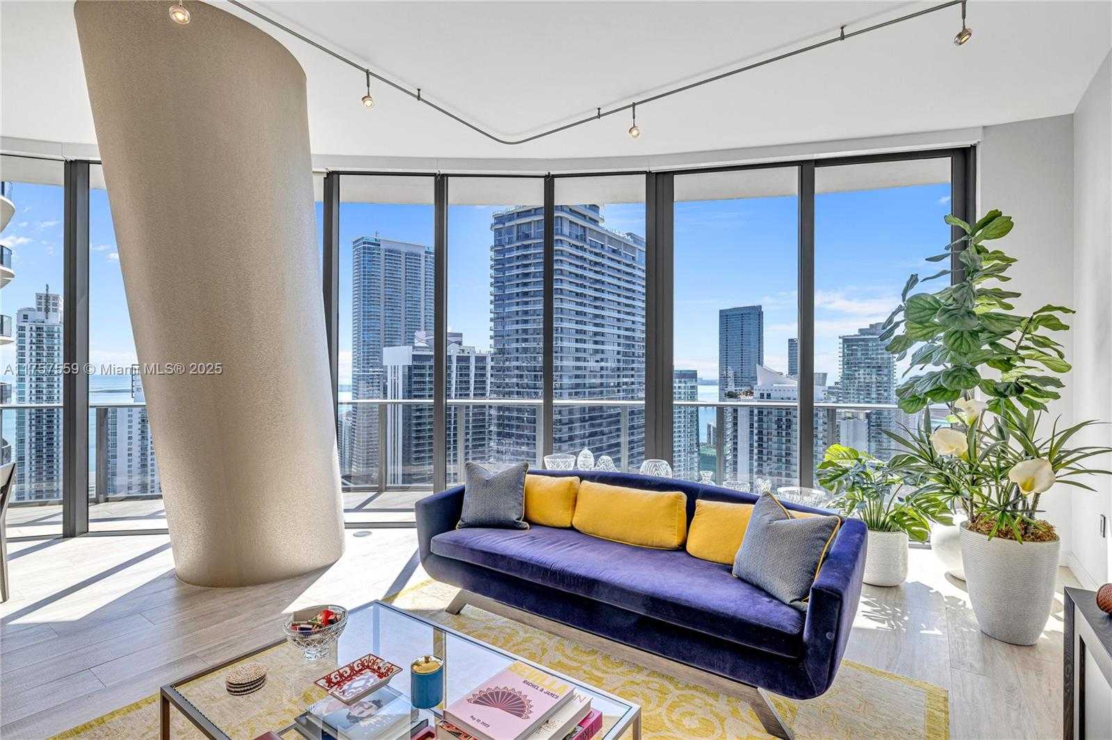 Small Image of 55 SOUTH WEST 9TH ST #PH4503, Miami Number 25