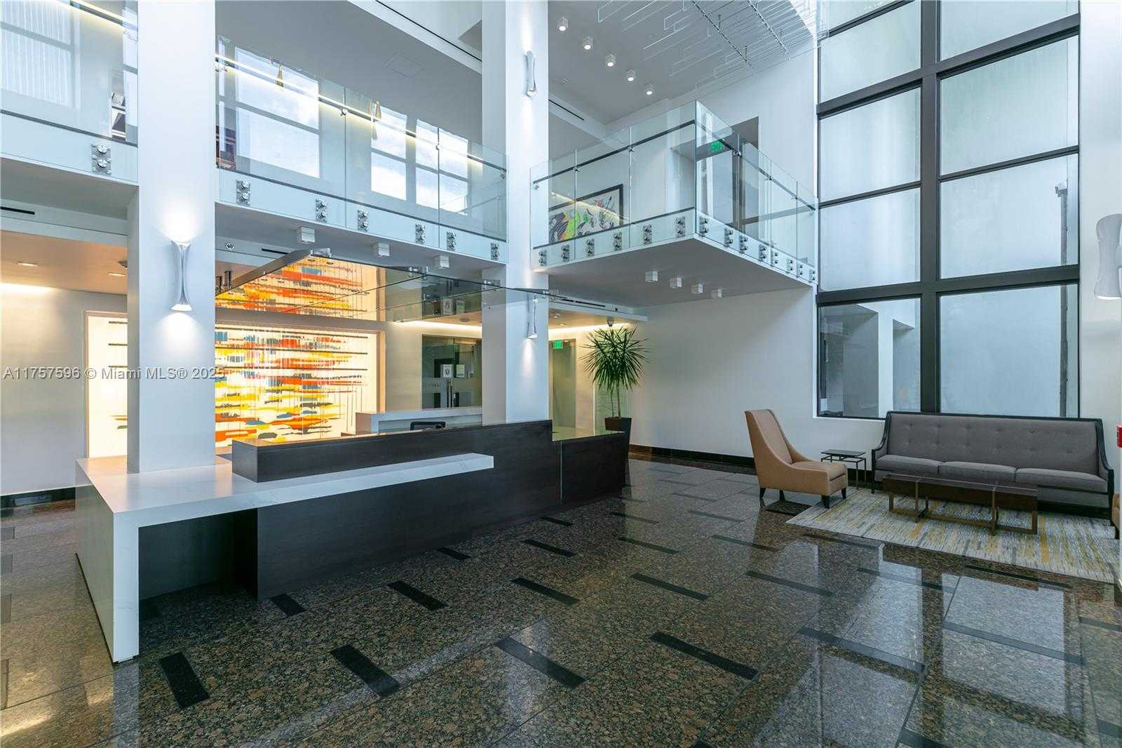 Small Image of 1581 BRICKELL AVE #1705, Miami Number 21