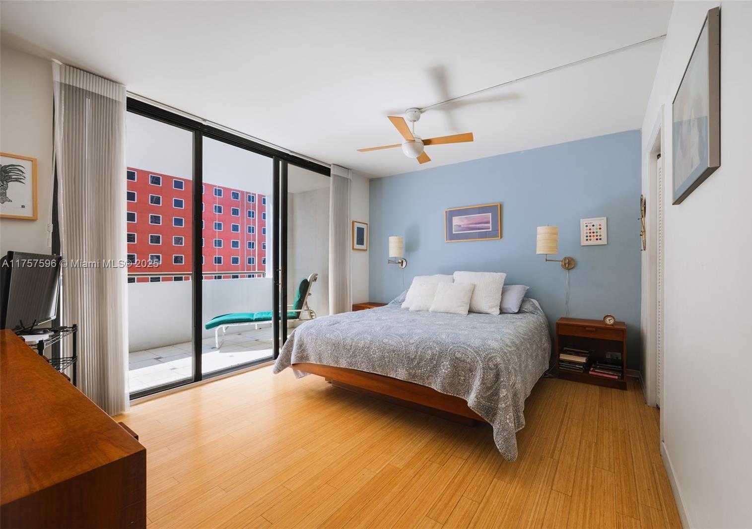 Small Image of 1581 BRICKELL AVE #1705, Miami Number 9