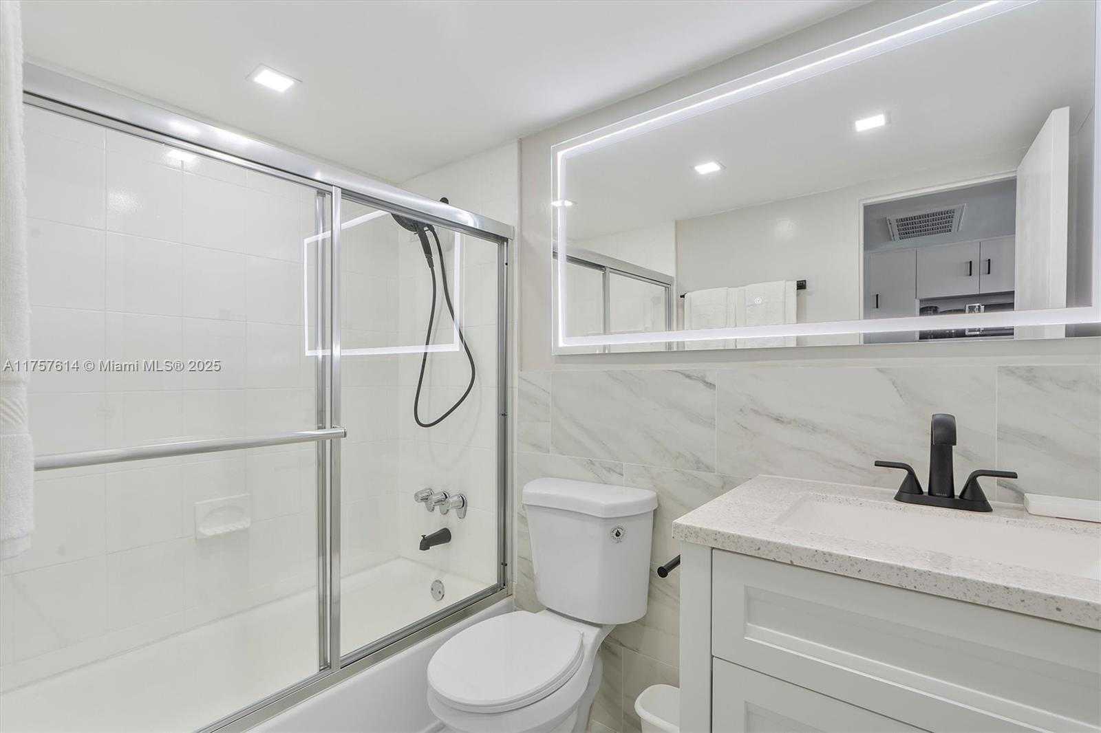 Small Image of 19201 COLLINS AVE #938, Sunny Isles Beach Number 13
