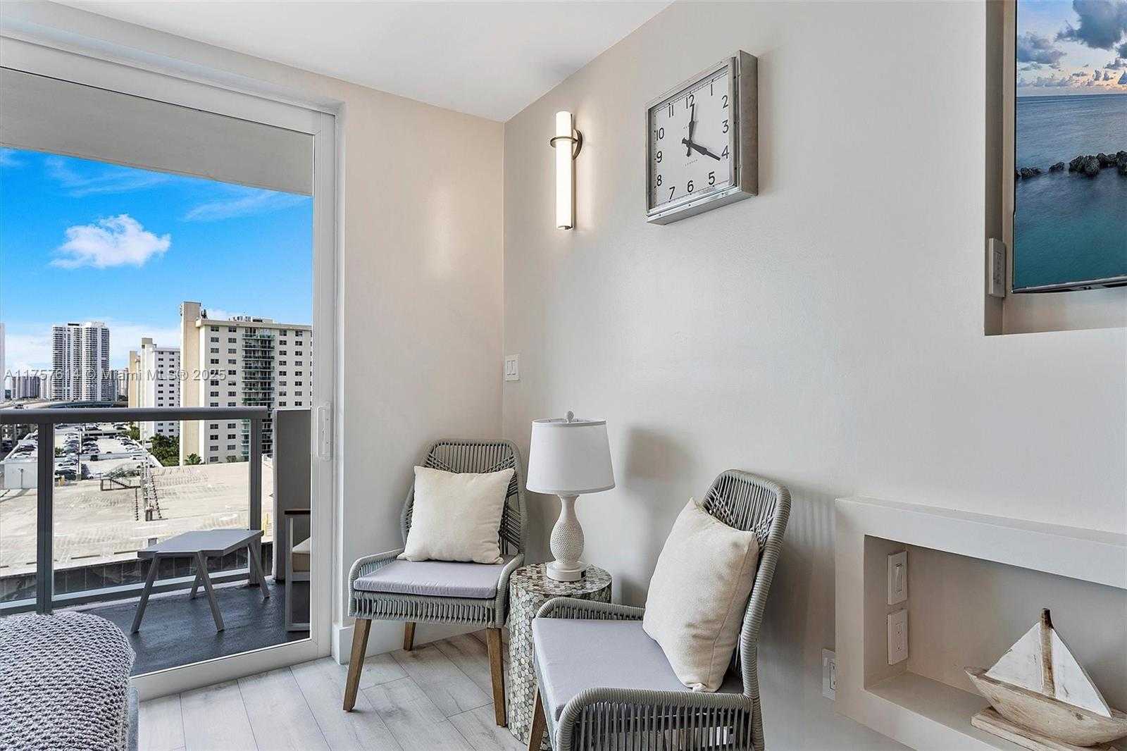 Small Image of 19201 COLLINS AVE #938, Sunny Isles Beach Number 3