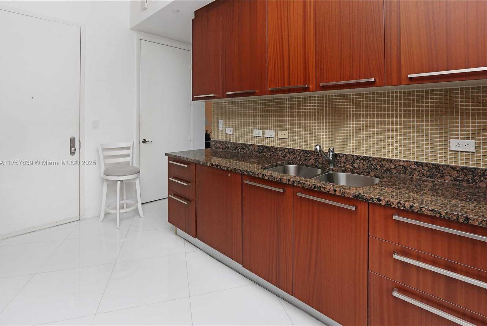 Small Image of 16001 COLLINS AVE #705, Sunny Isles Beach Number 17