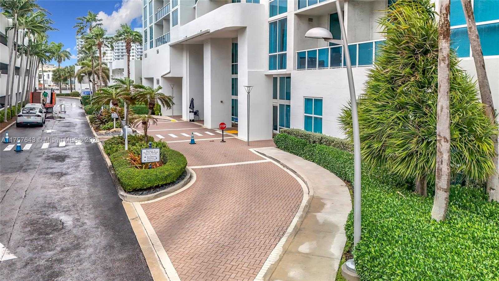 Small Image of 1945 SOUTH OCEAN DR #605, Hallandale Beach Number 10