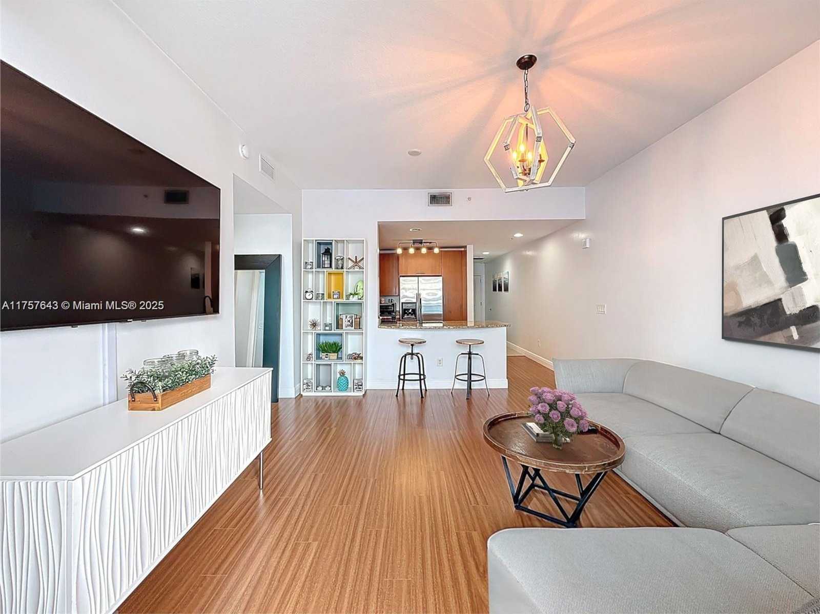 Small Image of 1945 SOUTH OCEAN DR #605, Hallandale Beach Number 11