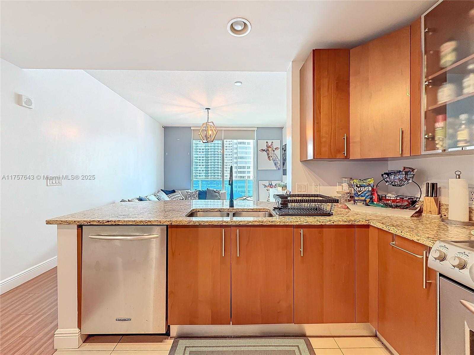 Small Image of 1945 SOUTH OCEAN DR #605, Hallandale Beach Number 17