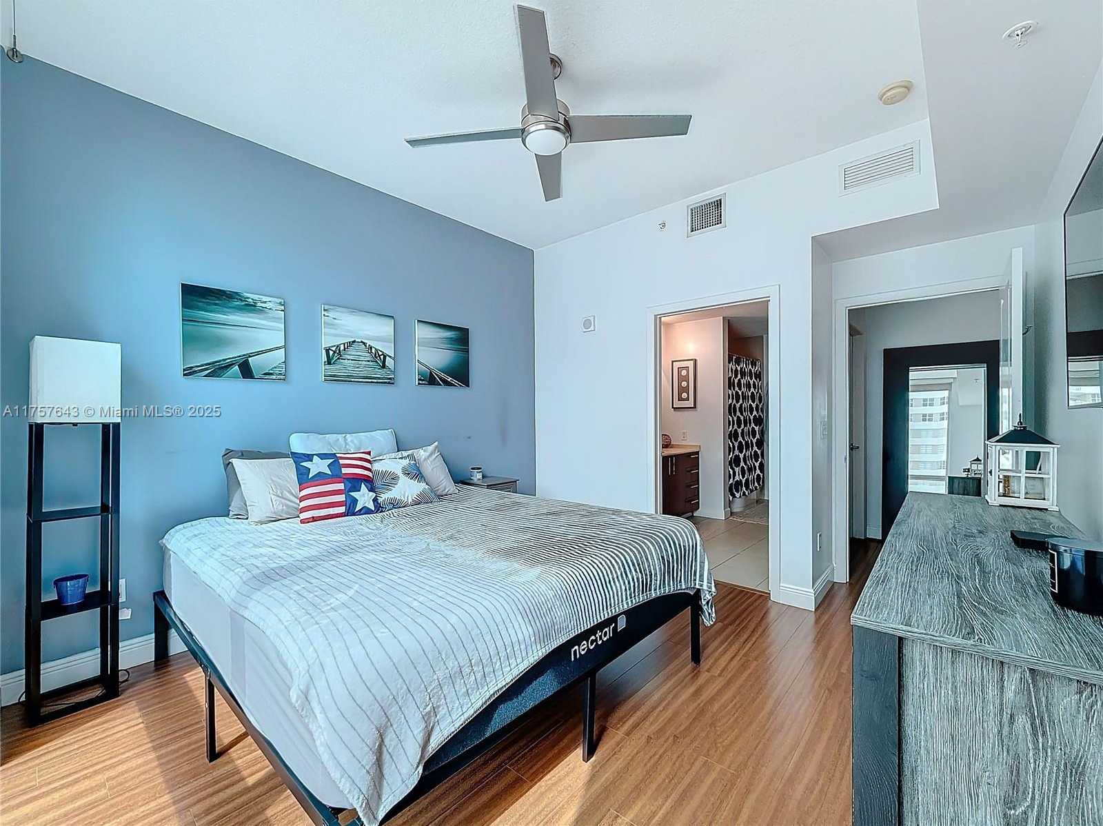Small Image of 1945 SOUTH OCEAN DR #605, Hallandale Beach Number 25