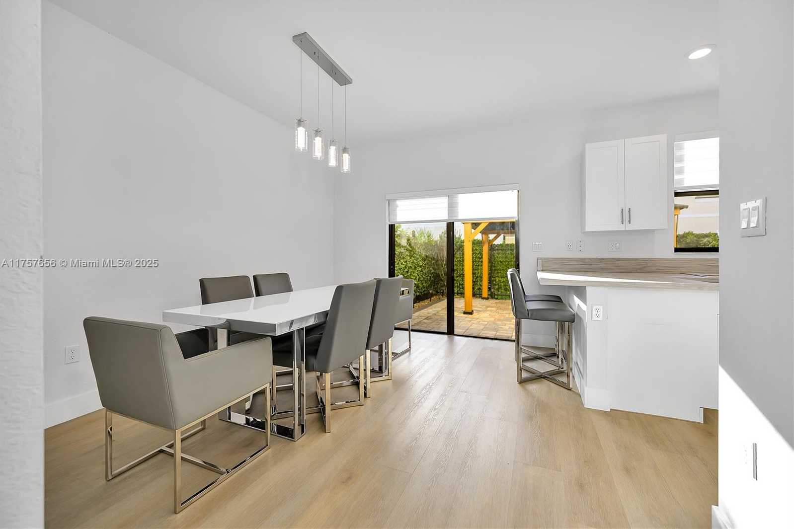 Small Image of 4671 SANTA CRUZ WAY #4671, Davie Number 10