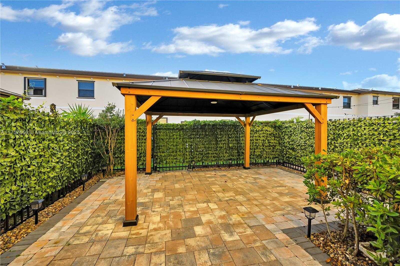 Small Image of 4671 SANTA CRUZ WAY #4671, Davie Number 15