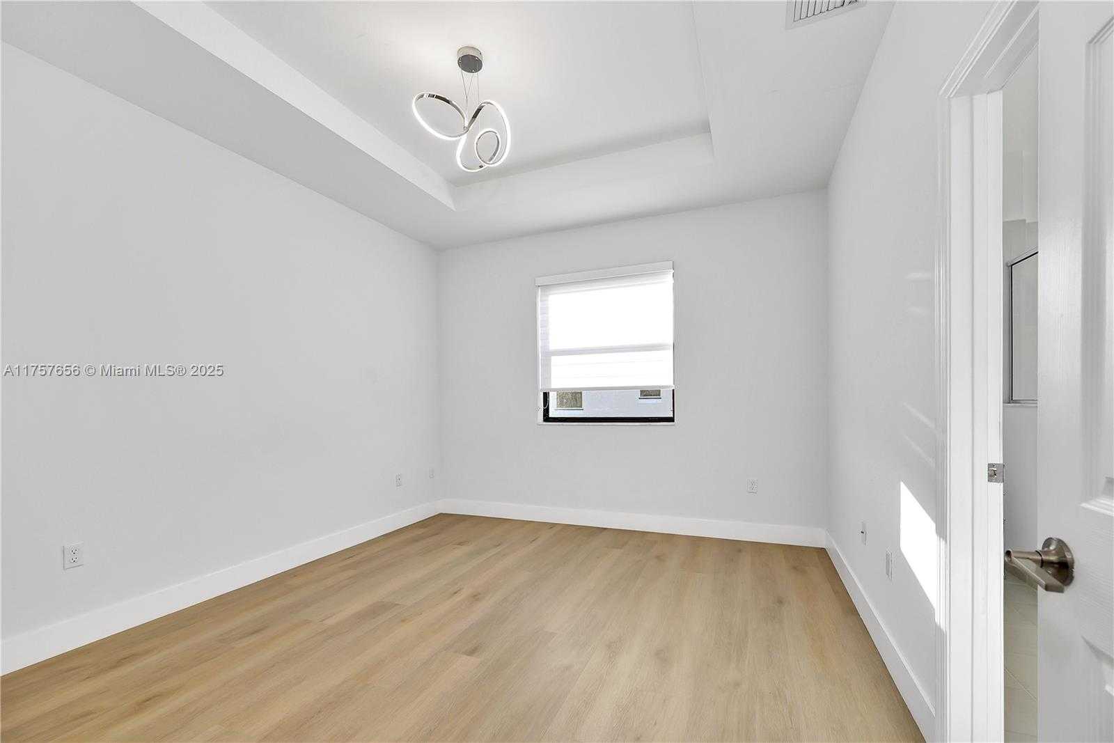 Small Image of 4671 SANTA CRUZ WAY #4671, Davie Number 20