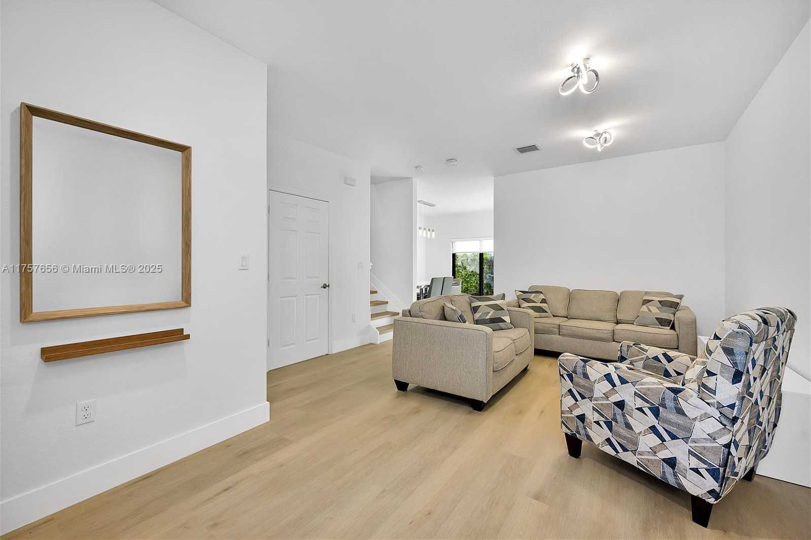 Small Image of 4671 SANTA CRUZ WAY #4671, Davie Number 4