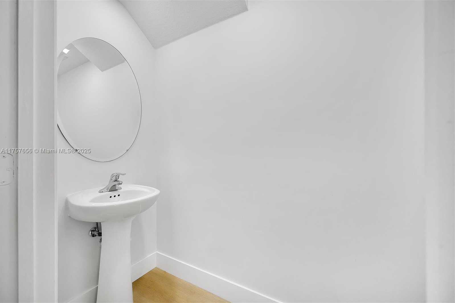 Small Image of 4671 SANTA CRUZ WAY #4671, Davie Number 7