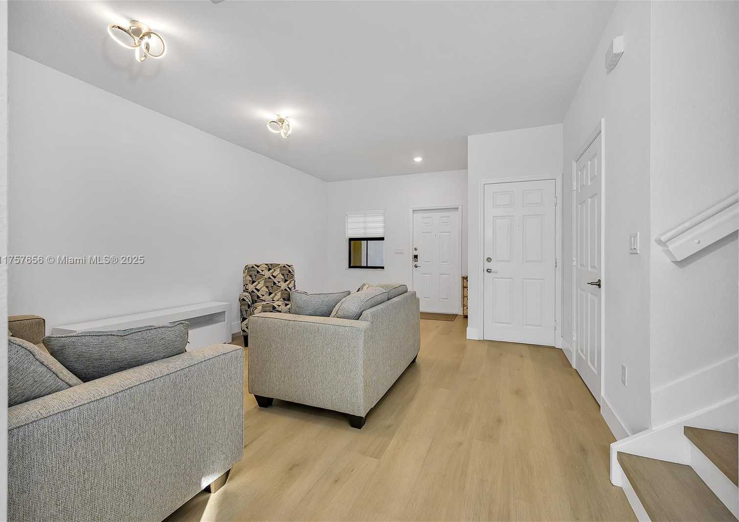 Small Image of 4671 SANTA CRUZ WAY #4671, Davie Number 9
