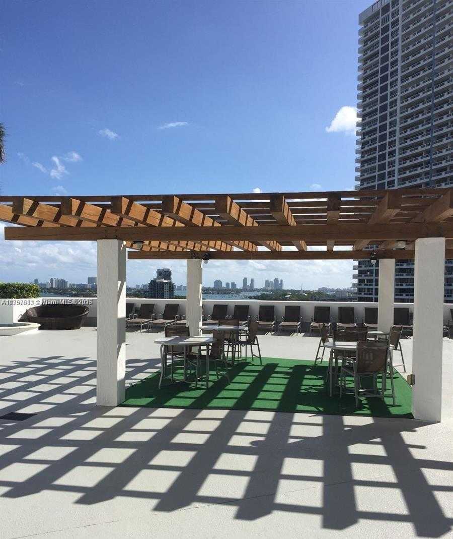 Small Image of 1750 NORTH BAYSHORE DR #1603, Miami Number 37