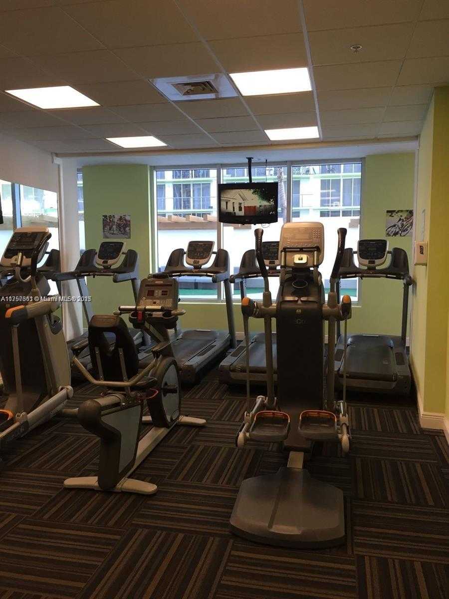 Small Image of 1750 NORTH BAYSHORE DR #1603, Miami Number 41