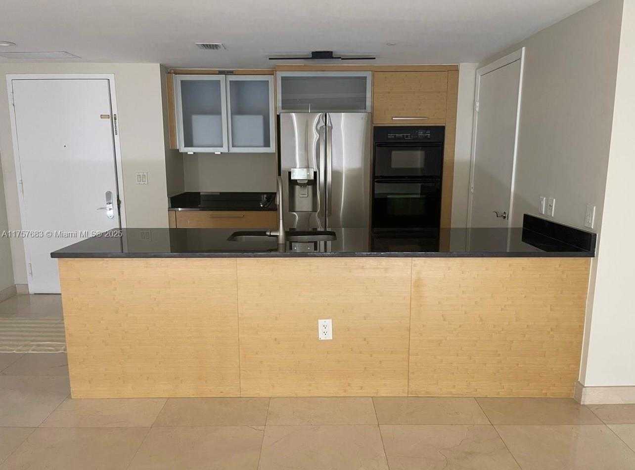 Small Image of 1830 SOUTH OCEAN DR #4407, Hallandale Beach Number 3
