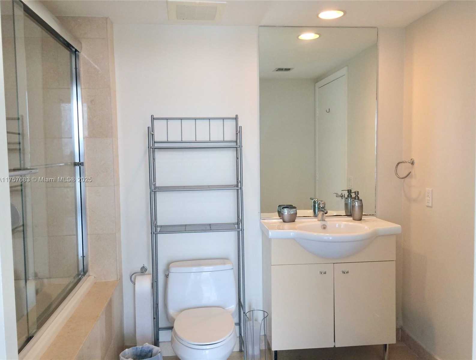 Small Image of 1830 SOUTH OCEAN DR #4407, Hallandale Beach Number 8