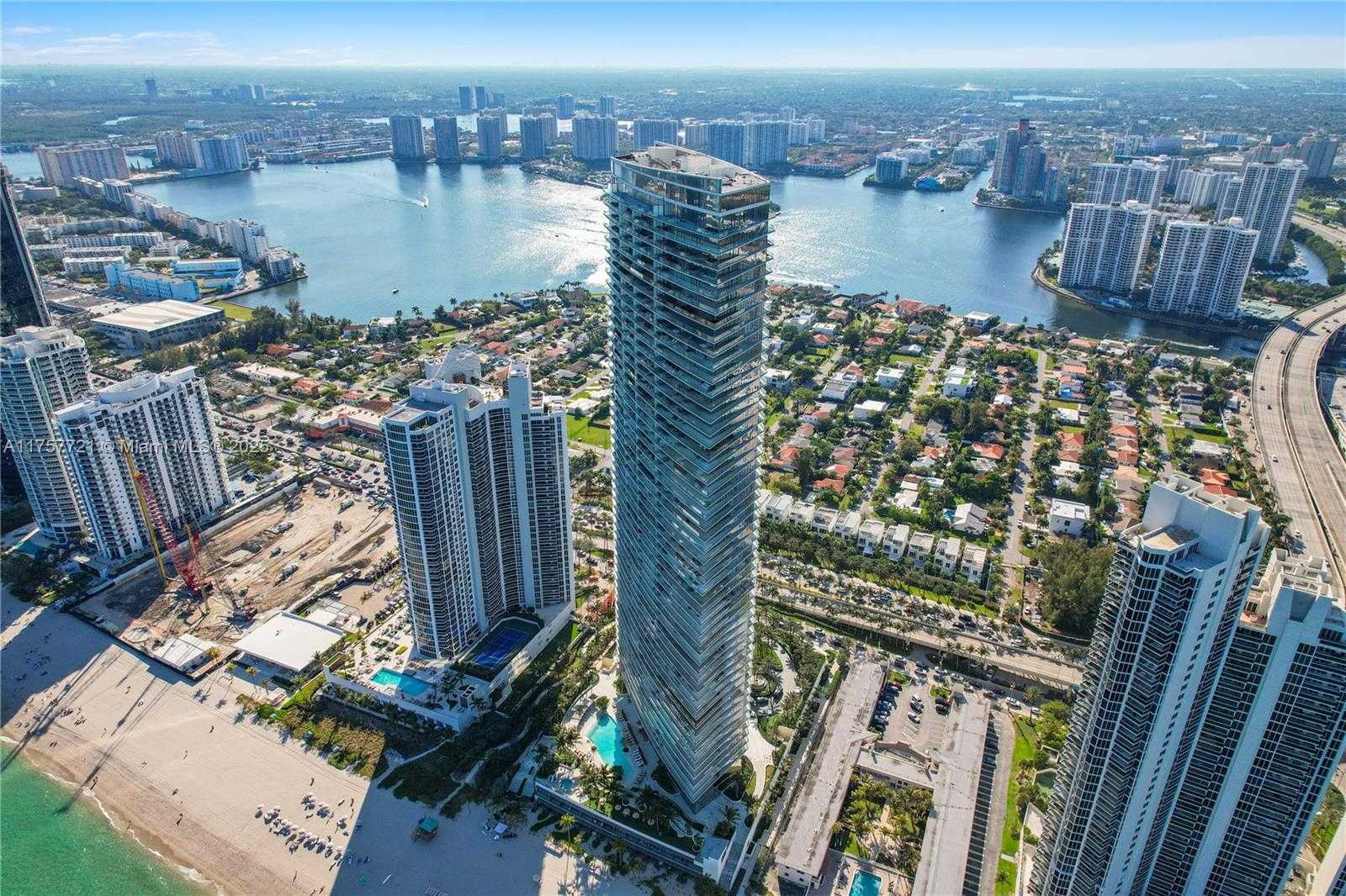 Small Image of 18975 COLLINS AVE #3703, Sunny Isles Beach Number 5