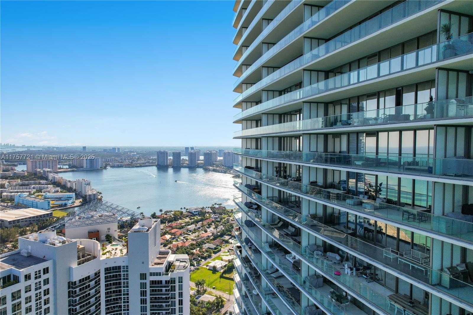 Small Image of 18975 COLLINS AVE #3703, Sunny Isles Beach Number 6