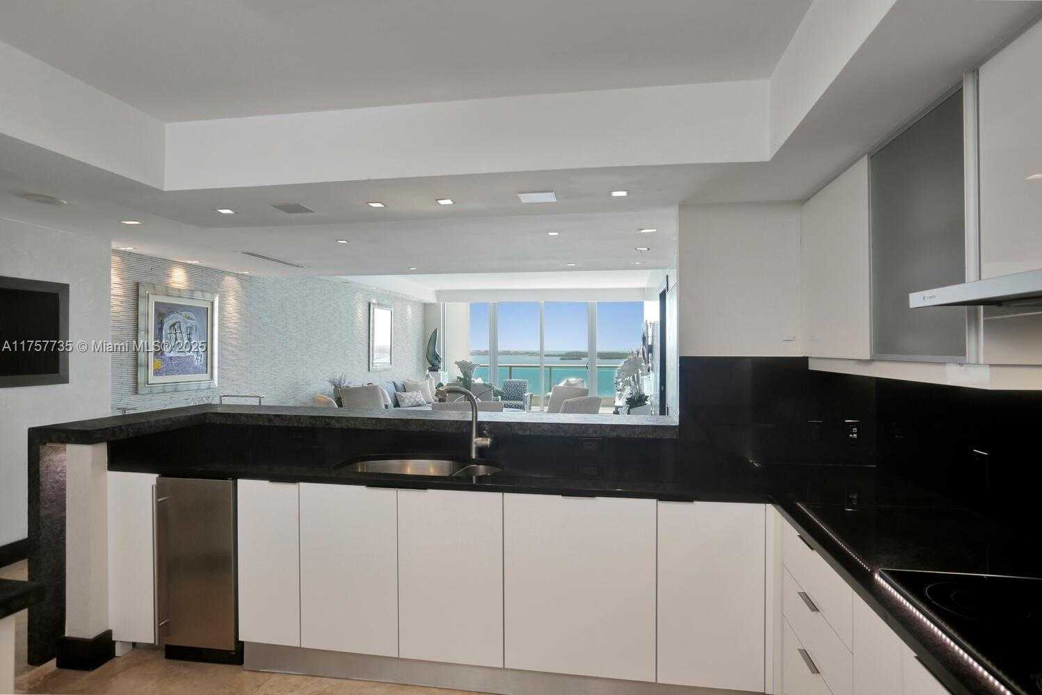 Small Image of 1331 BRICKELL BAY DR #1905, Miami Number 12