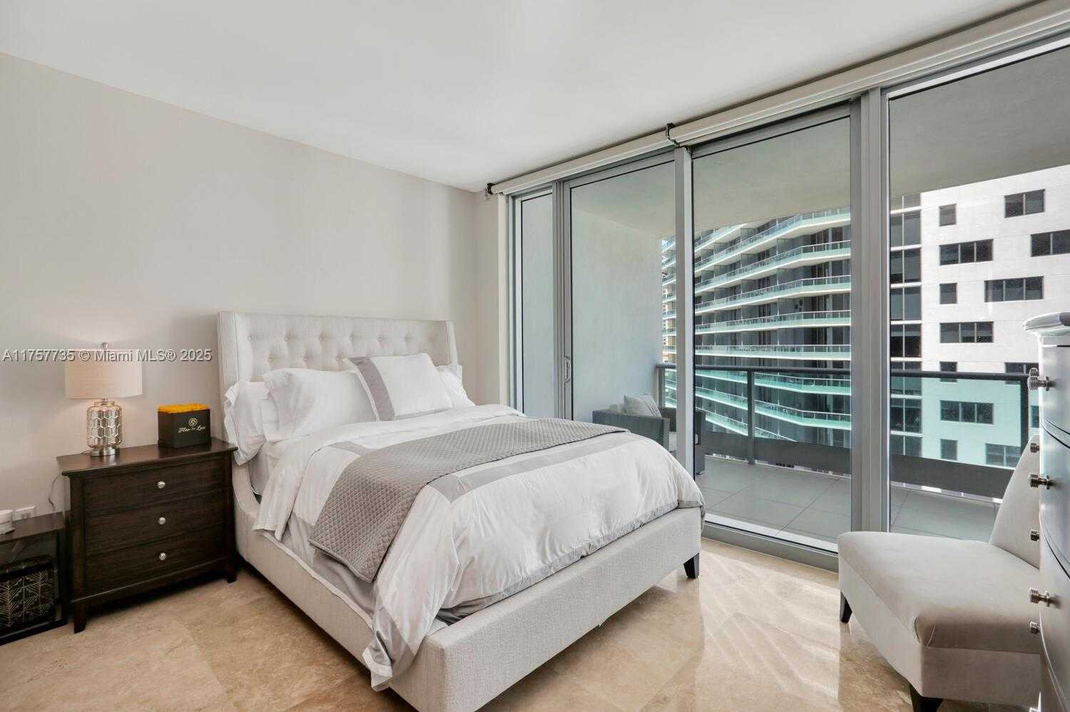 Small Image of 1331 BRICKELL BAY DR #1905, Miami Number 24