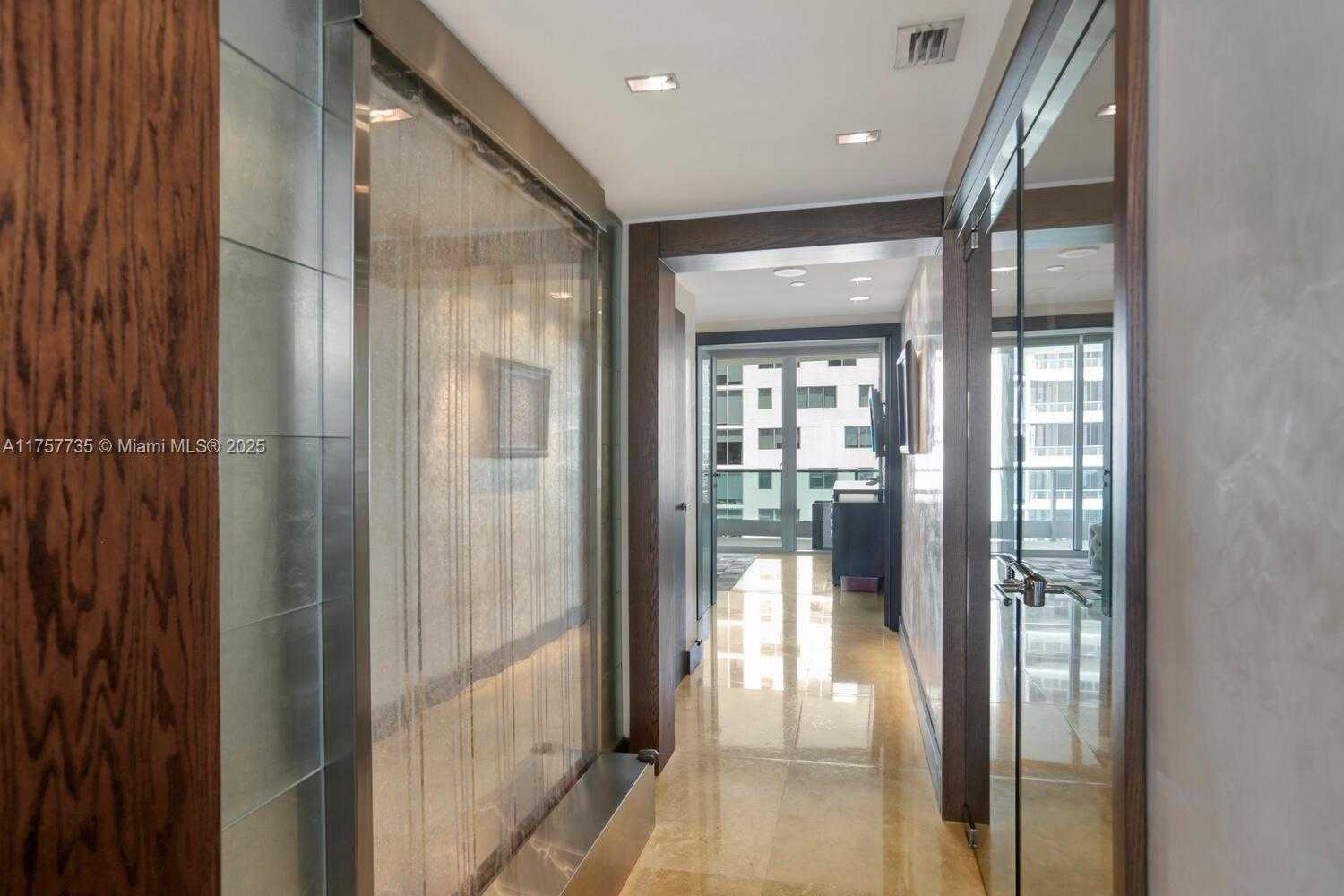 Small Image of 1331 BRICKELL BAY DR #1905, Miami Number 27