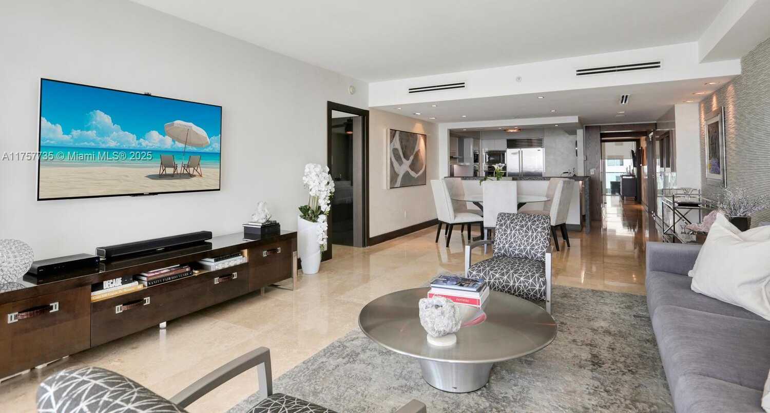 Small Image of 1331 BRICKELL BAY DR #1905, Miami Number 4