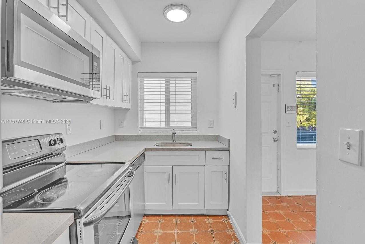Small Image of 205 NORTH WEST 84TH ST #205, Miami Number 2