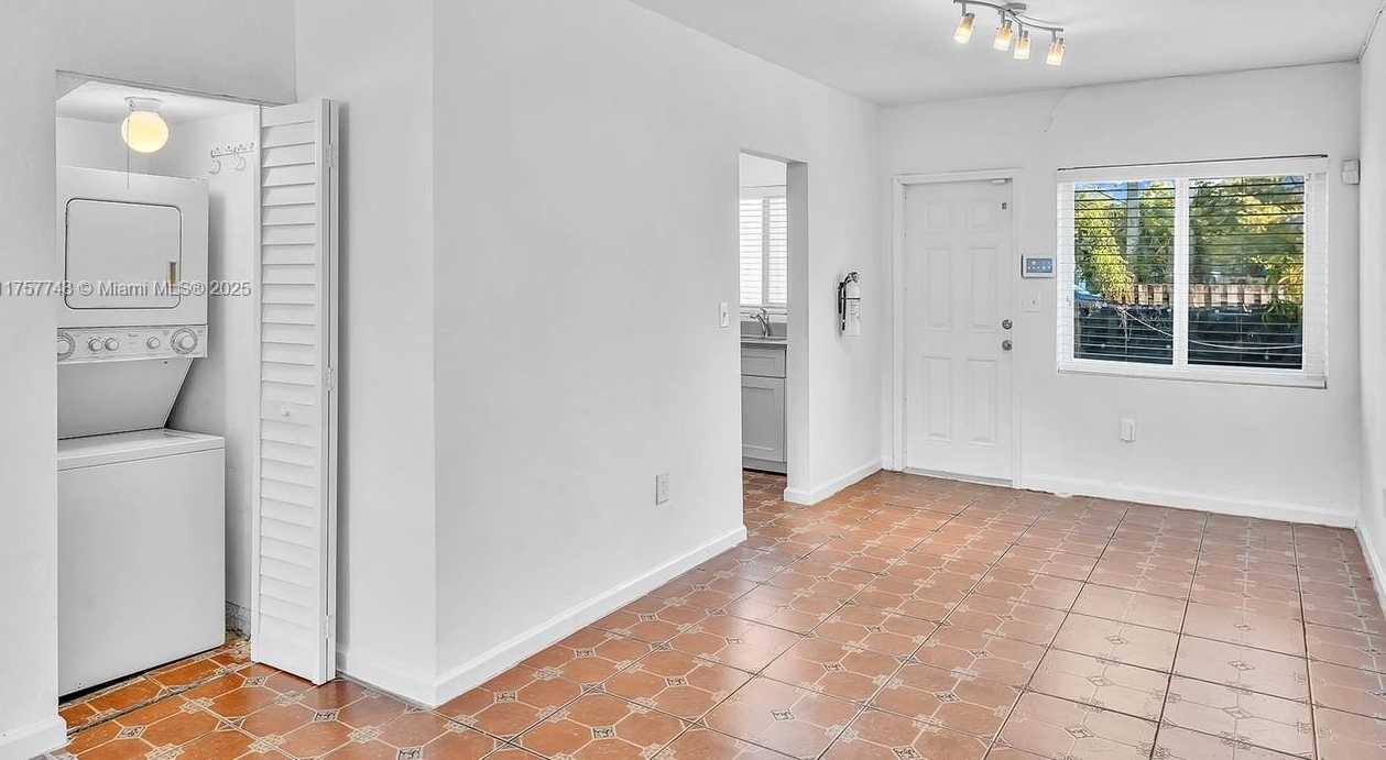 Small Image of 205 NORTH WEST 84TH ST #205, Miami Number 5