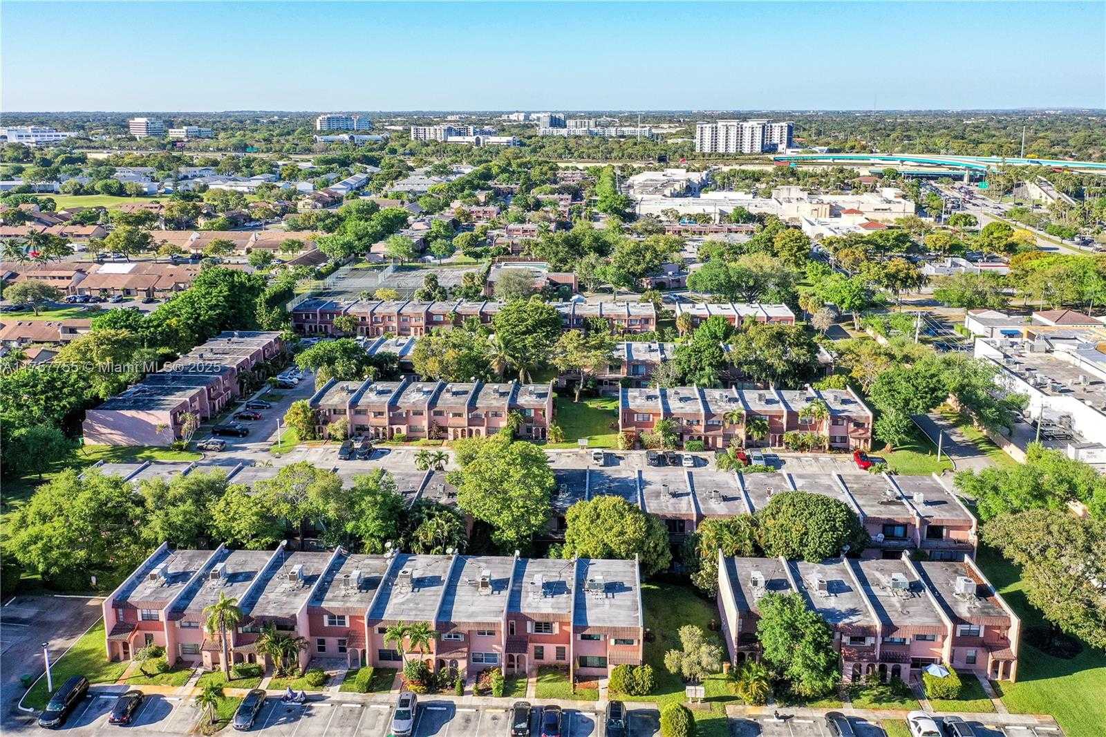 Small Image of 6 MADRID LN #7-18, Davie Number 15