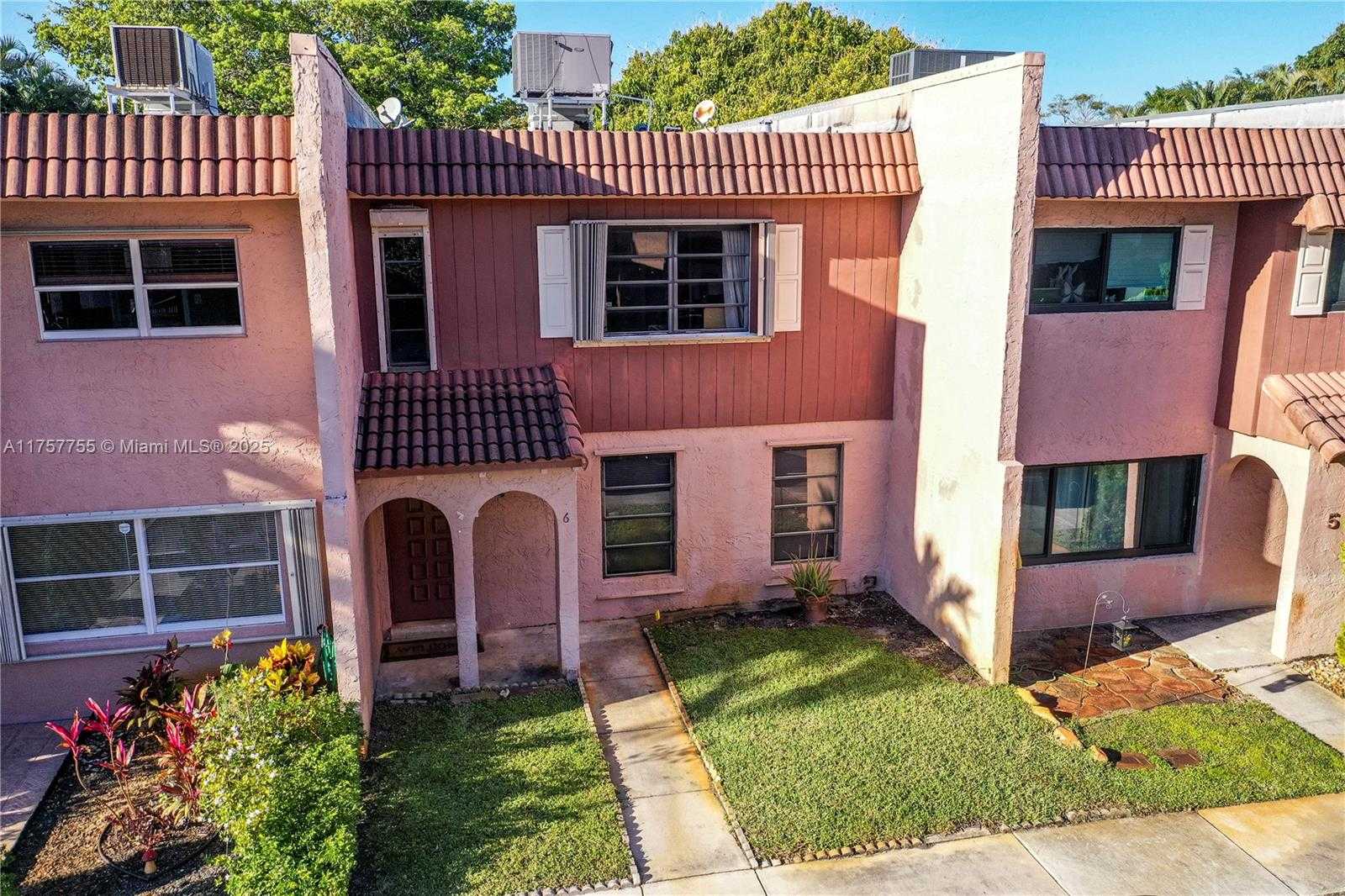 Small Image of 6 MADRID LN #7-18, Davie Number 2