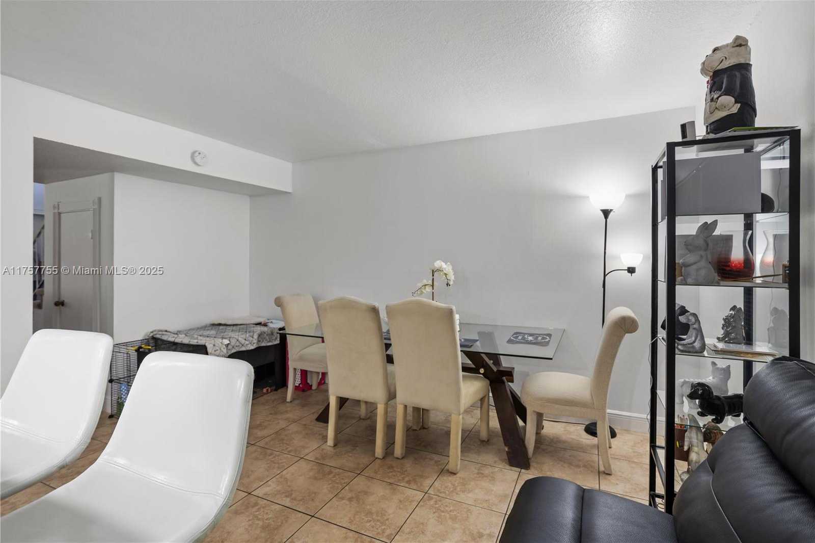 Small Image of 6 MADRID LN #7-18, Davie Number 6