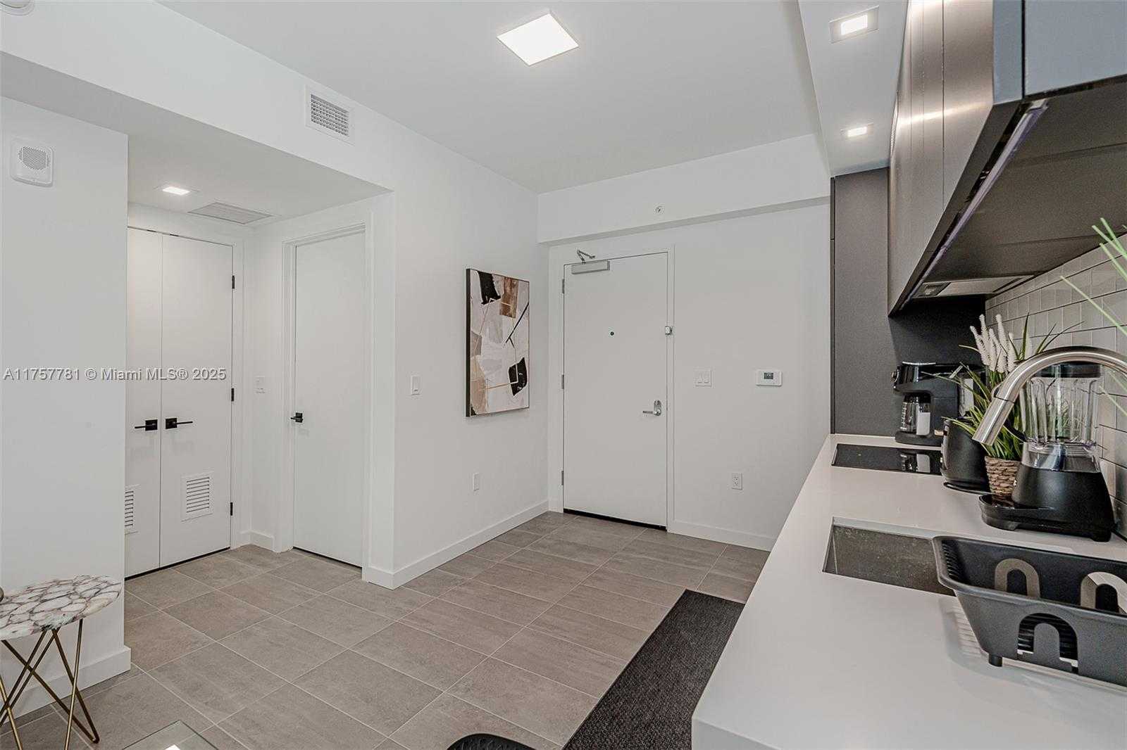 Small Image of 227 NORTH EAST 2ND ST #1805, Miami Number 10