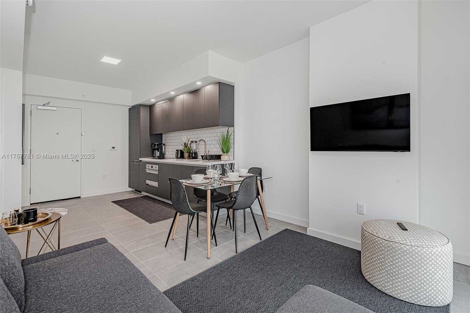 Small Image of 227 NORTH EAST 2ND ST #1805, Miami Number 7