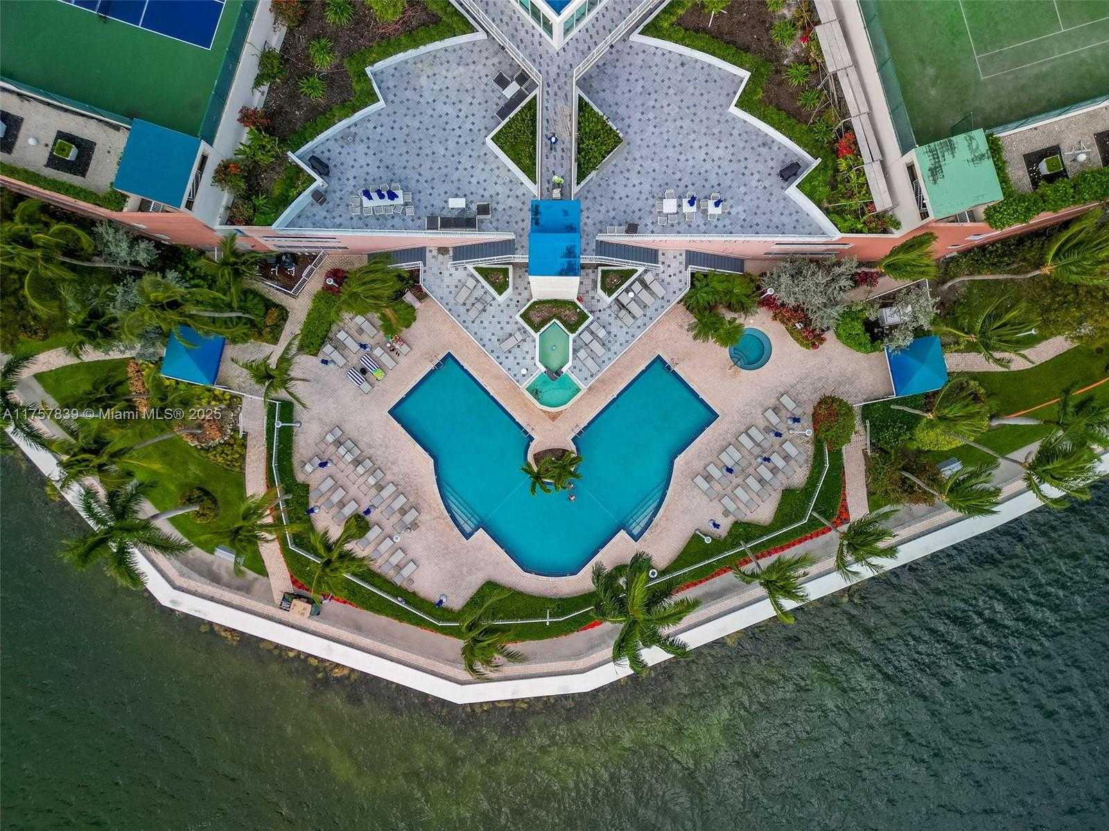 Small Image of 3370 HIDDEN BAY DR #3311, Aventura Number 42