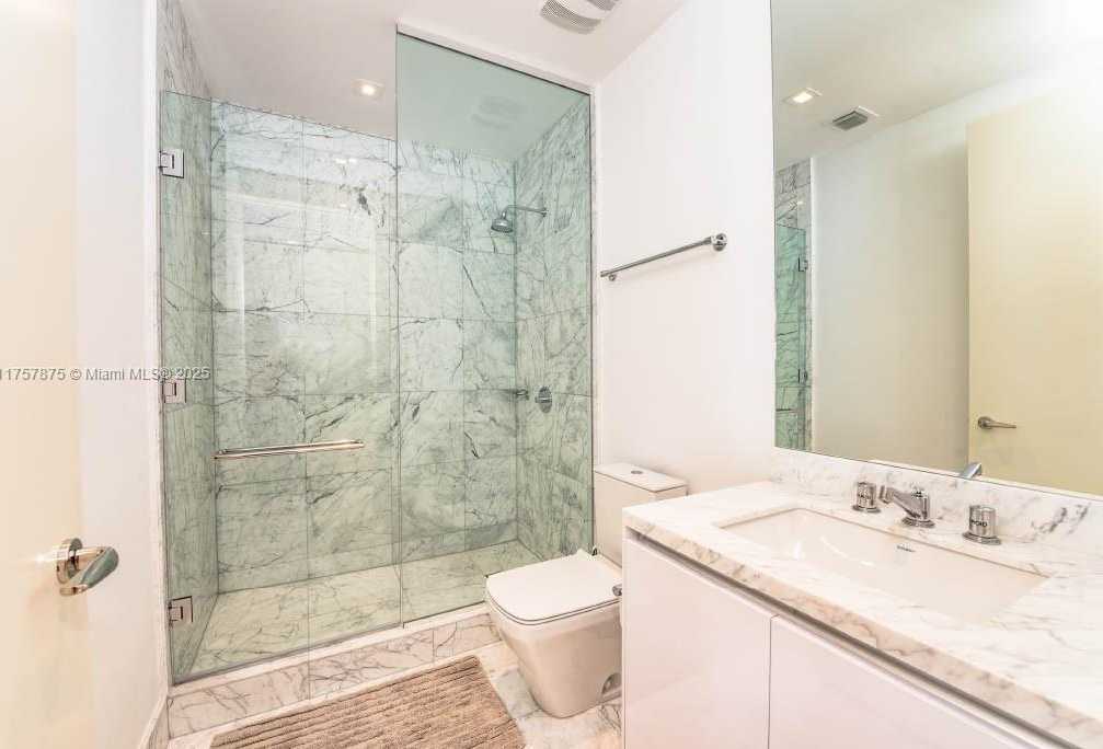 Small Image of 16901 COLLINS AVE #1404, Sunny Isles Beach Number 12