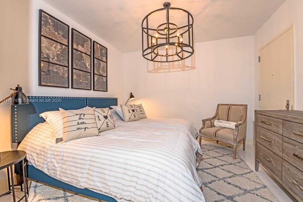Small Image of 16901 COLLINS AVE #1404, Sunny Isles Beach Number 14