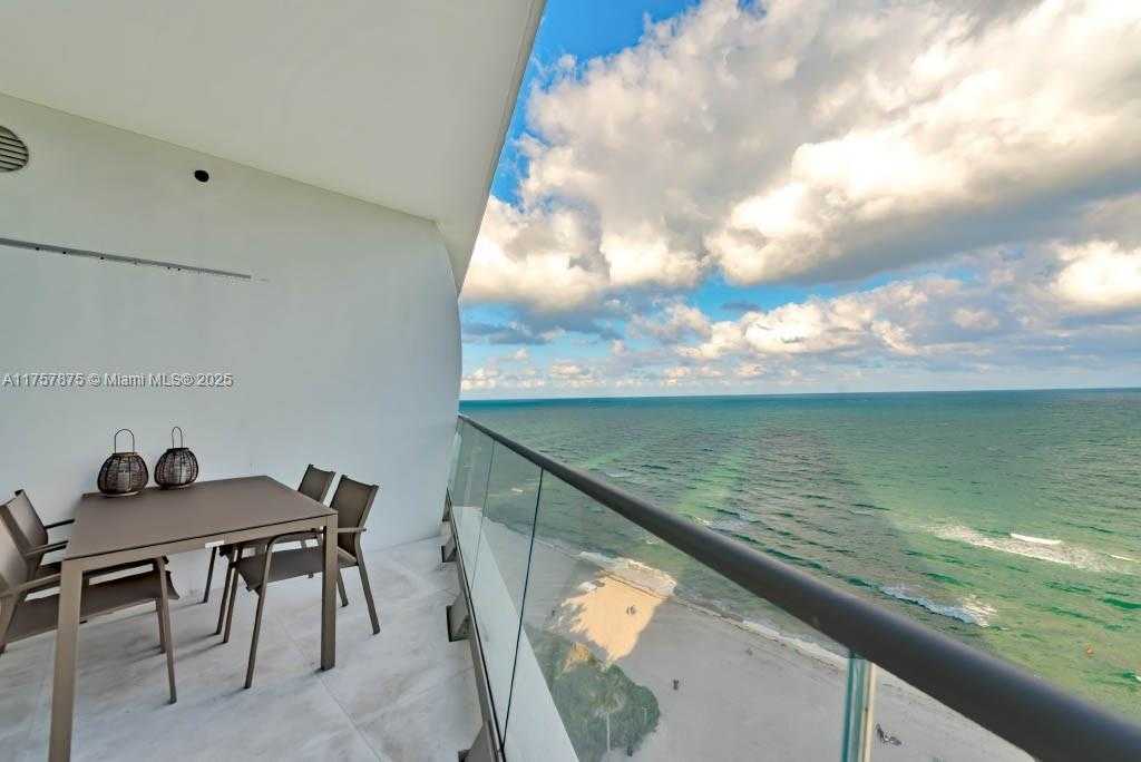 Small Image of 16901 COLLINS AVE #1404, Sunny Isles Beach Number 19